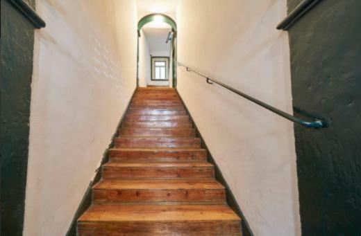 Stunning Apartment Near Chiado Lisbon Exterior photo