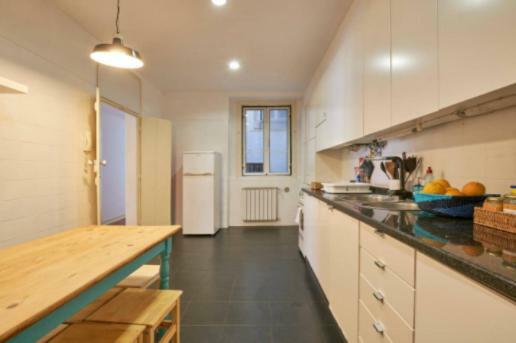 Stunning Apartment Near Chiado Lisbon Exterior photo